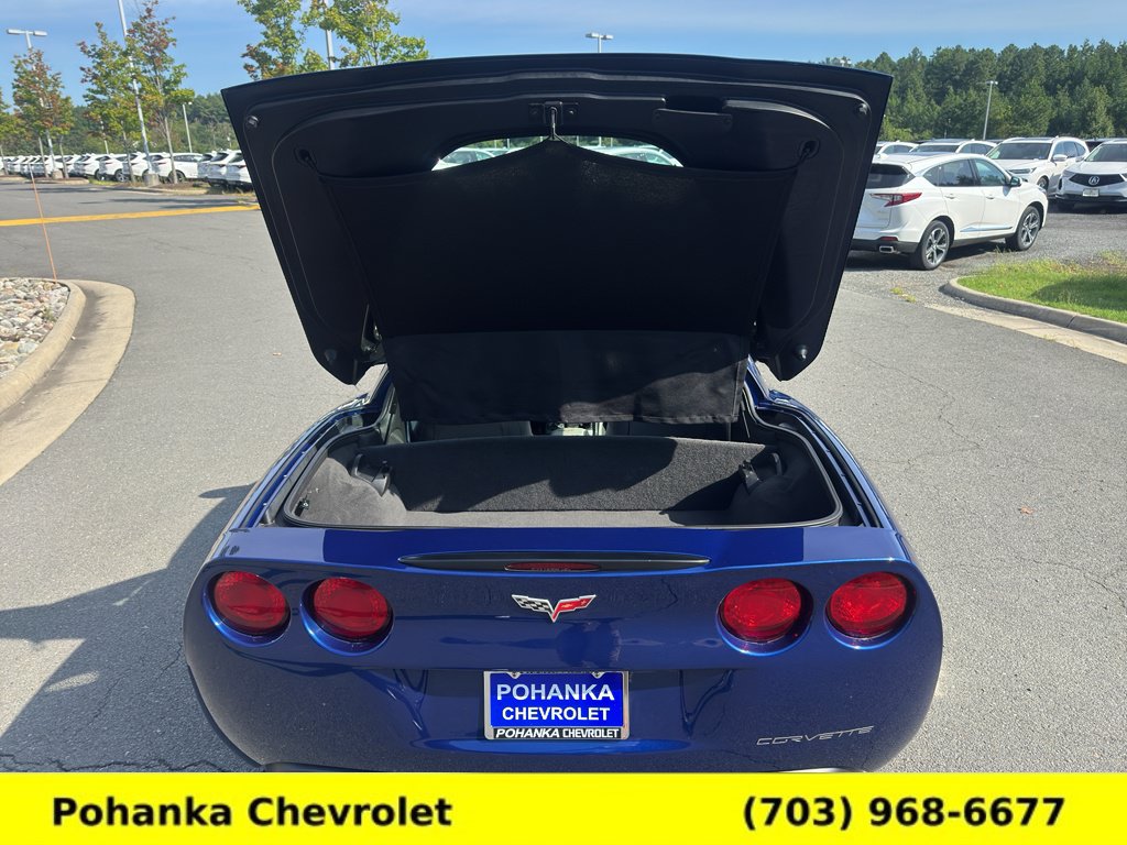Used 2006 Chevrolet Corvette Coupe w/ Preferred Equipment Group RWD image 23