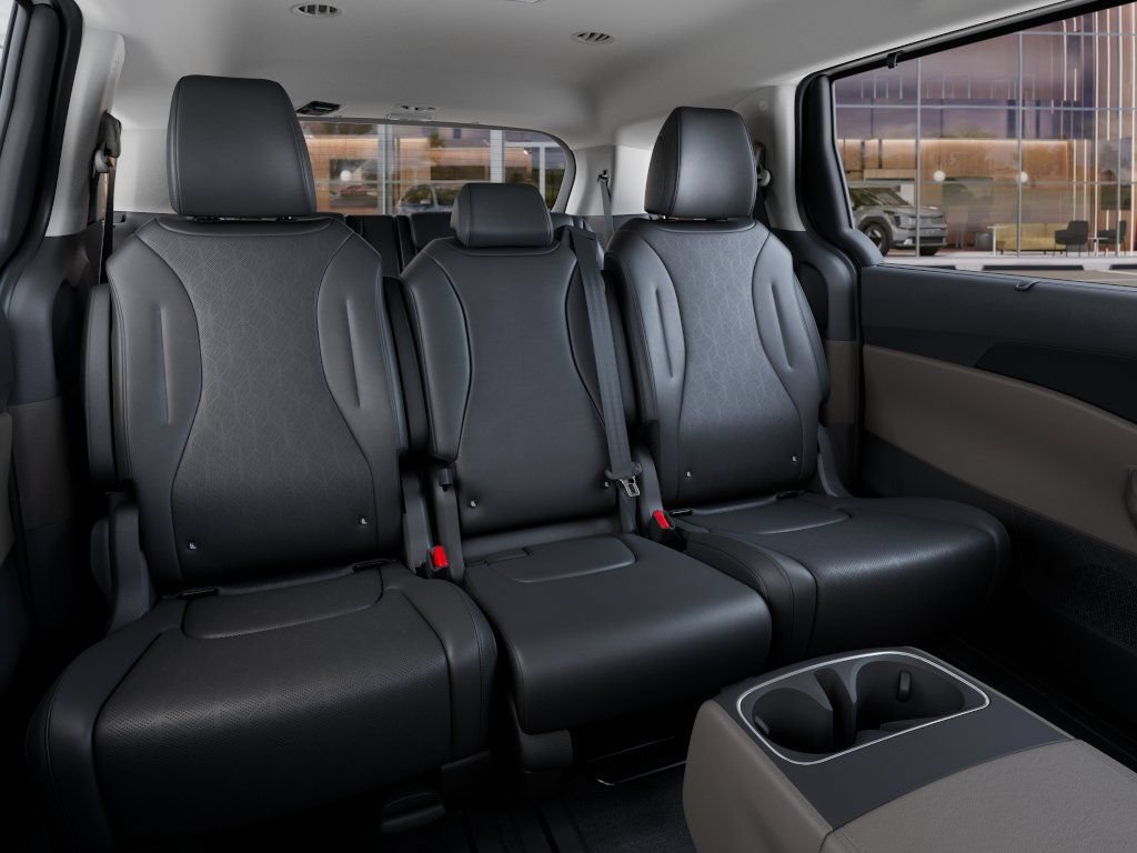 New 2027 Kia Carnival EX FWD image 18