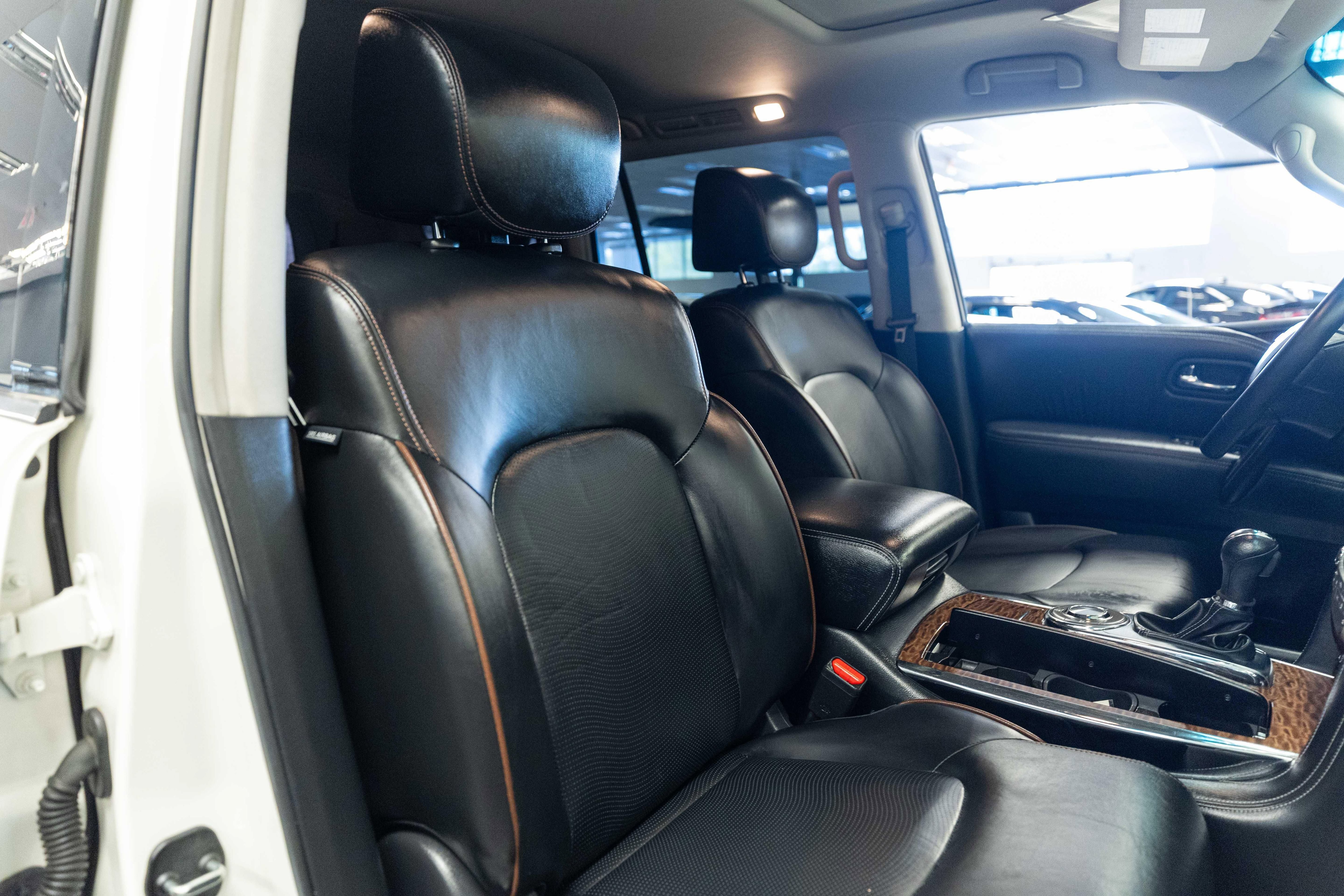 Used 2017 Nissan Armada Platinum w/ Captain Seat Package RWD image 17