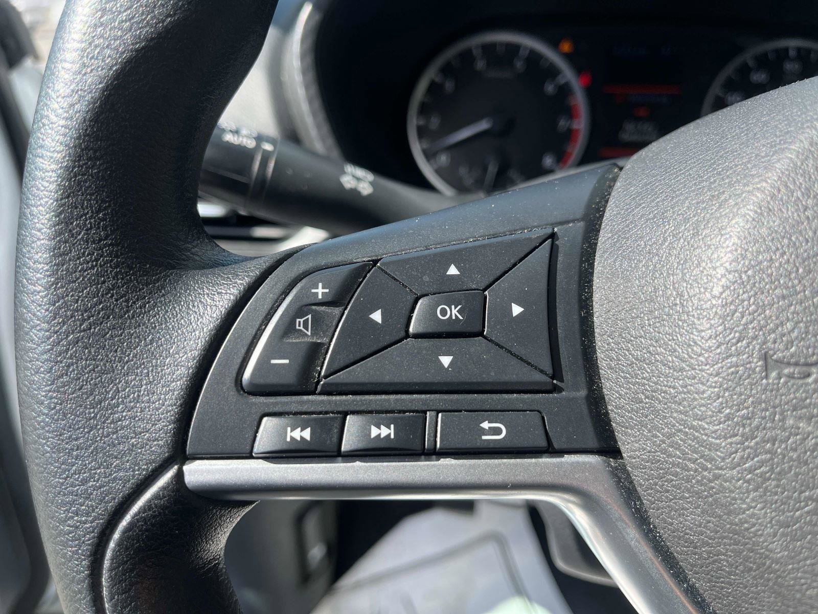 Used 2022 Nissan Sentra S image 28