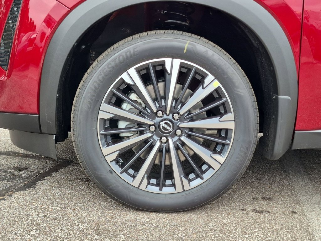 New 2026 Nissan Pathfinder Platinum AWD/4WD image 13