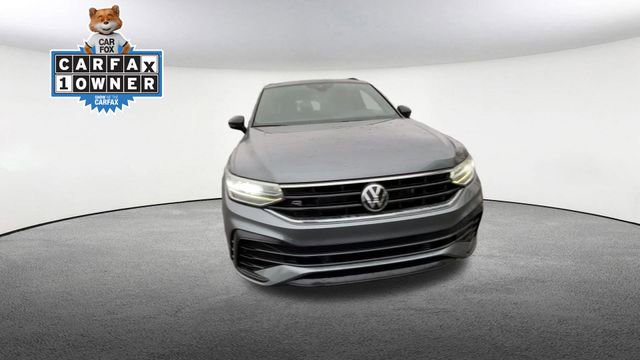 Used 2023 Volkswagen Tiguan SE R-Line image 3
