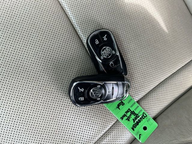 Used 2018 Buick Enclave Premium w/ Trailering Package AWD/4WD image 25