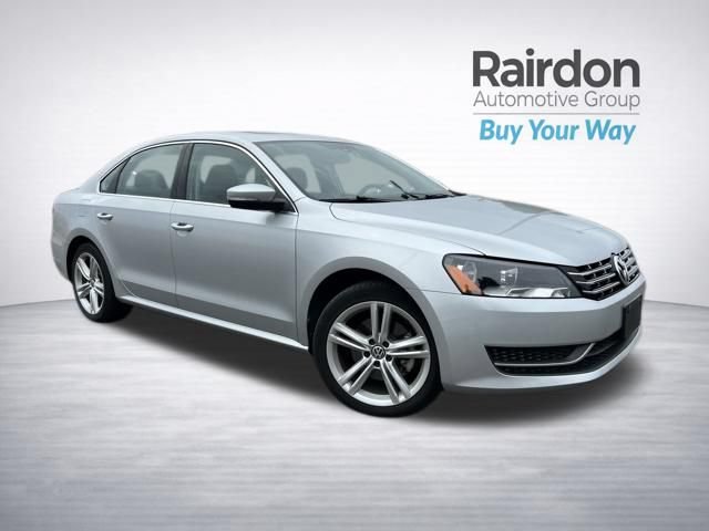 Used 2014 Volkswagen Passat TDI SE FWD image 1