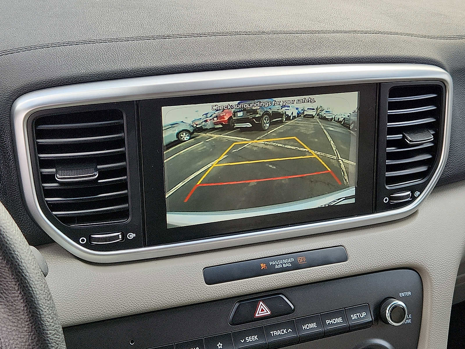 Used 2020 Kia Sportage LX image 17