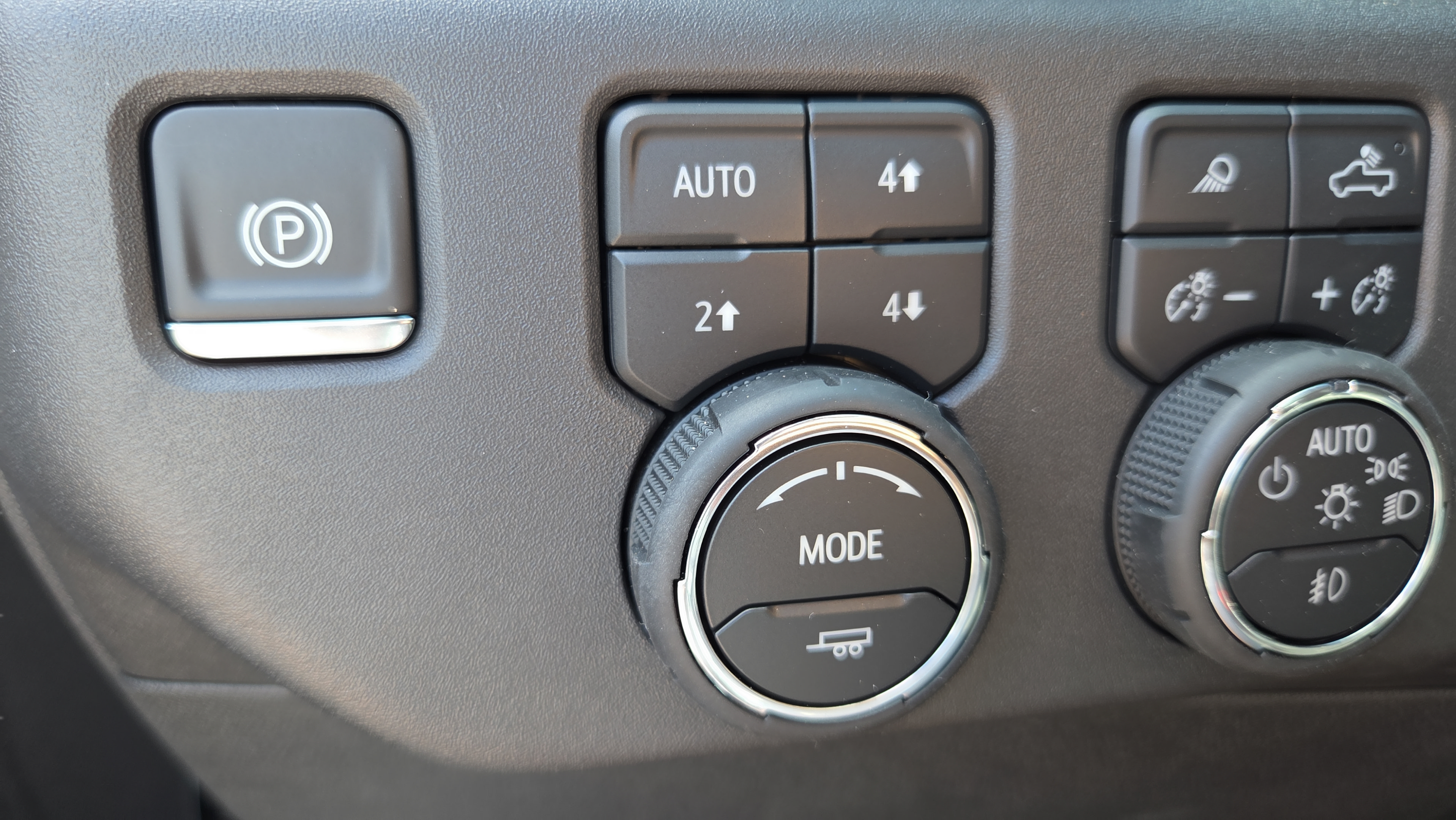 Used 2026 Chevrolet Silverado 1500 ZR2 AWD/4WD image 28