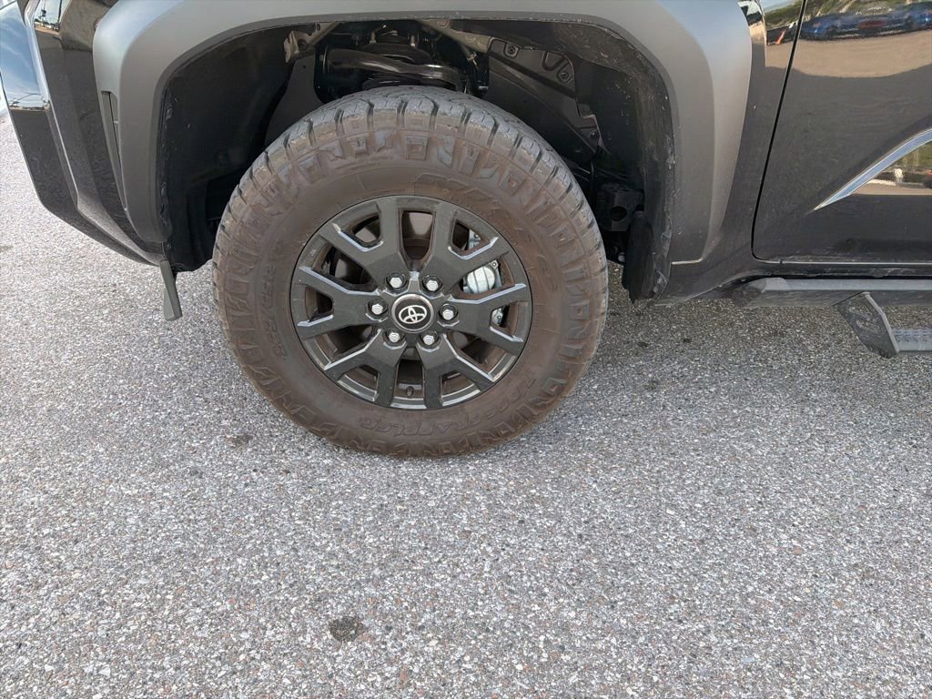 Used 2026 Toyota 4Runner SR5 image 31