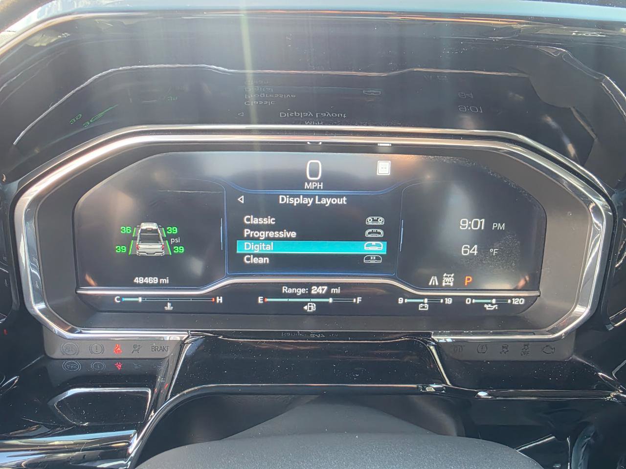 Used 2022 Chevrolet Silverado 1500 LTZ w/ LTZ Premium Package image 5