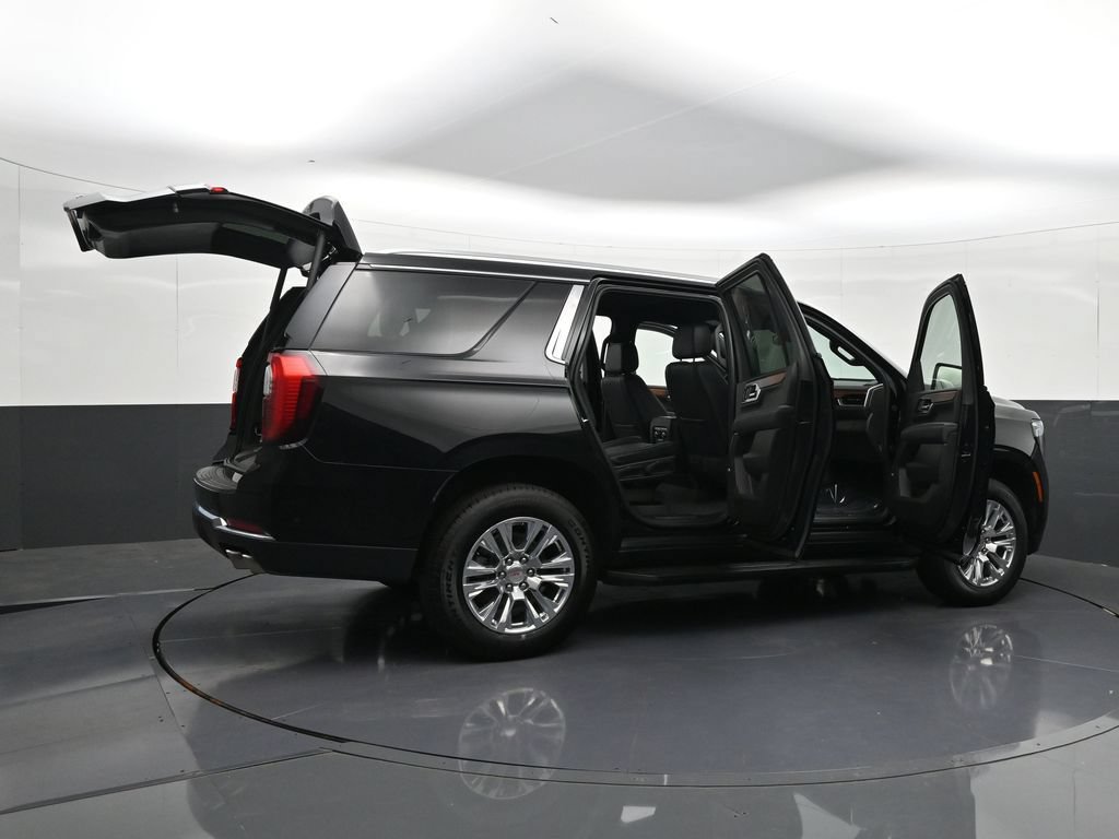 Used 2025 GMC Yukon Denali AWD/4WD image 39
