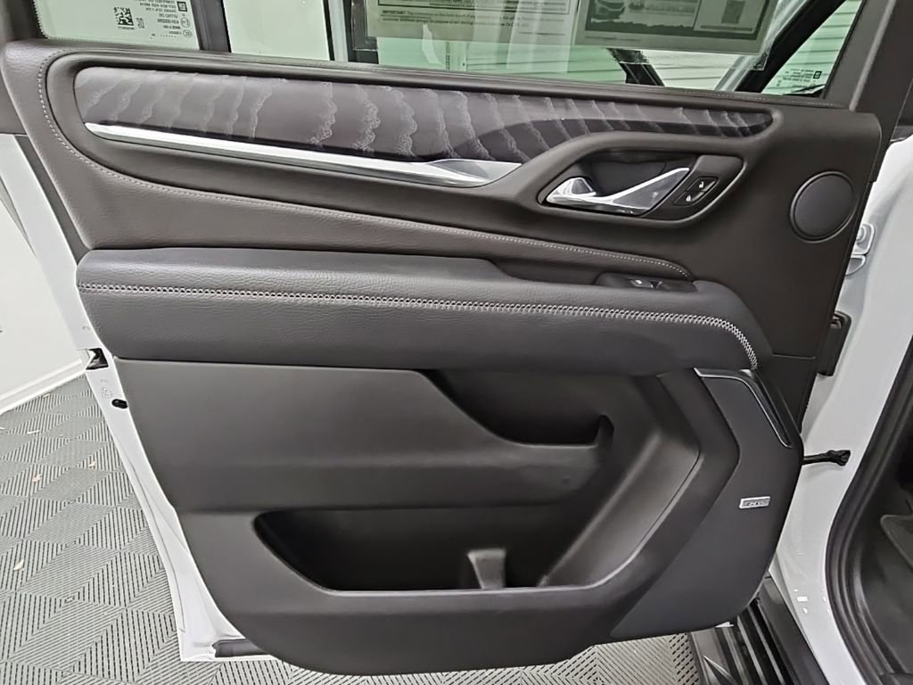 Used 2024 GMC Yukon XL Denali image 38