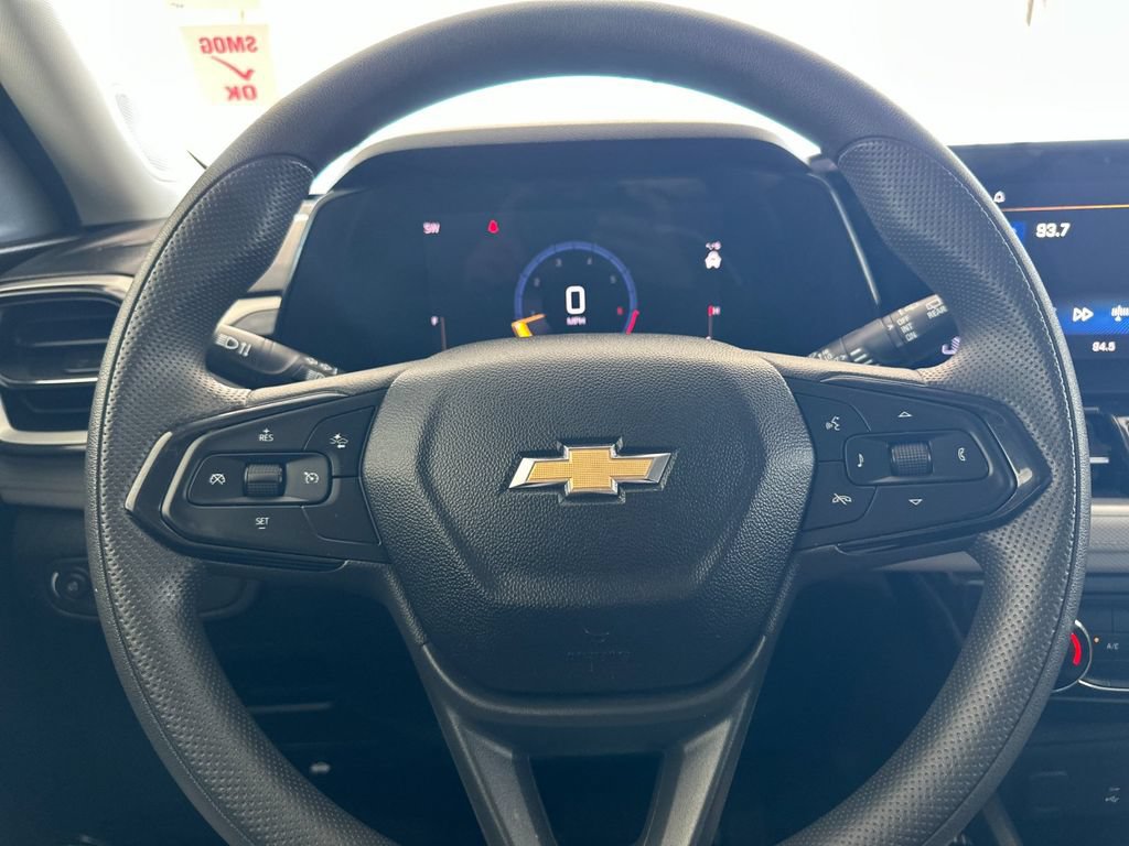 Used 2025 Chevrolet TrailBlazer LT FWD image 22