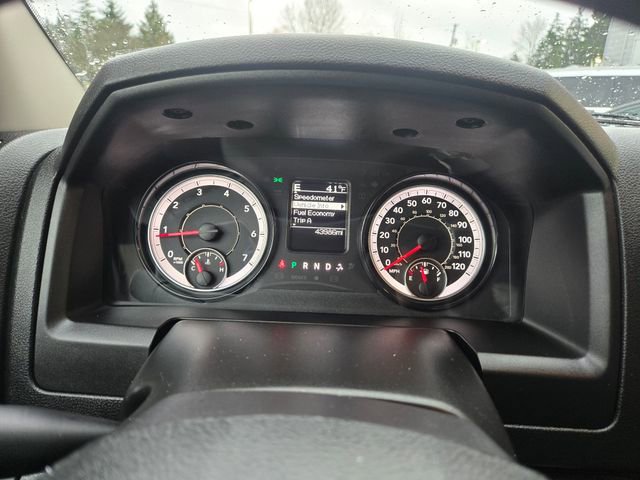 Used 2024 RAM 1500 Classic SLT image 23