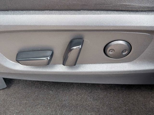 Used 2024 Nissan Pathfinder SV AWD/4WD image 18