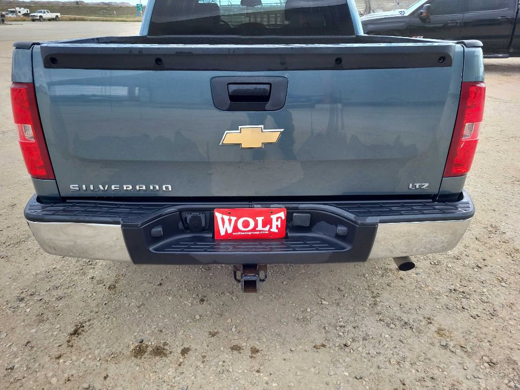 Used 2008 Chevrolet Silverado 1500 LTZ AWD/4WD image 2