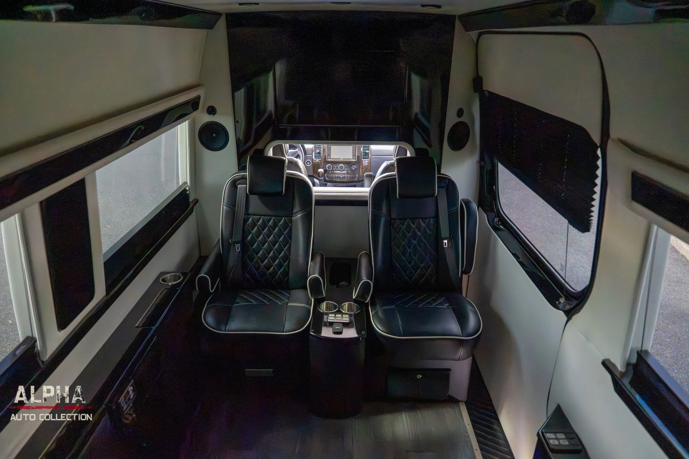 Used 2017 Mercedes-Benz Sprinter 2500 image 7