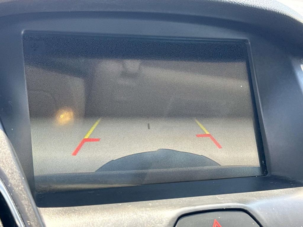 Used 2017 Ford Focus SEL image 29