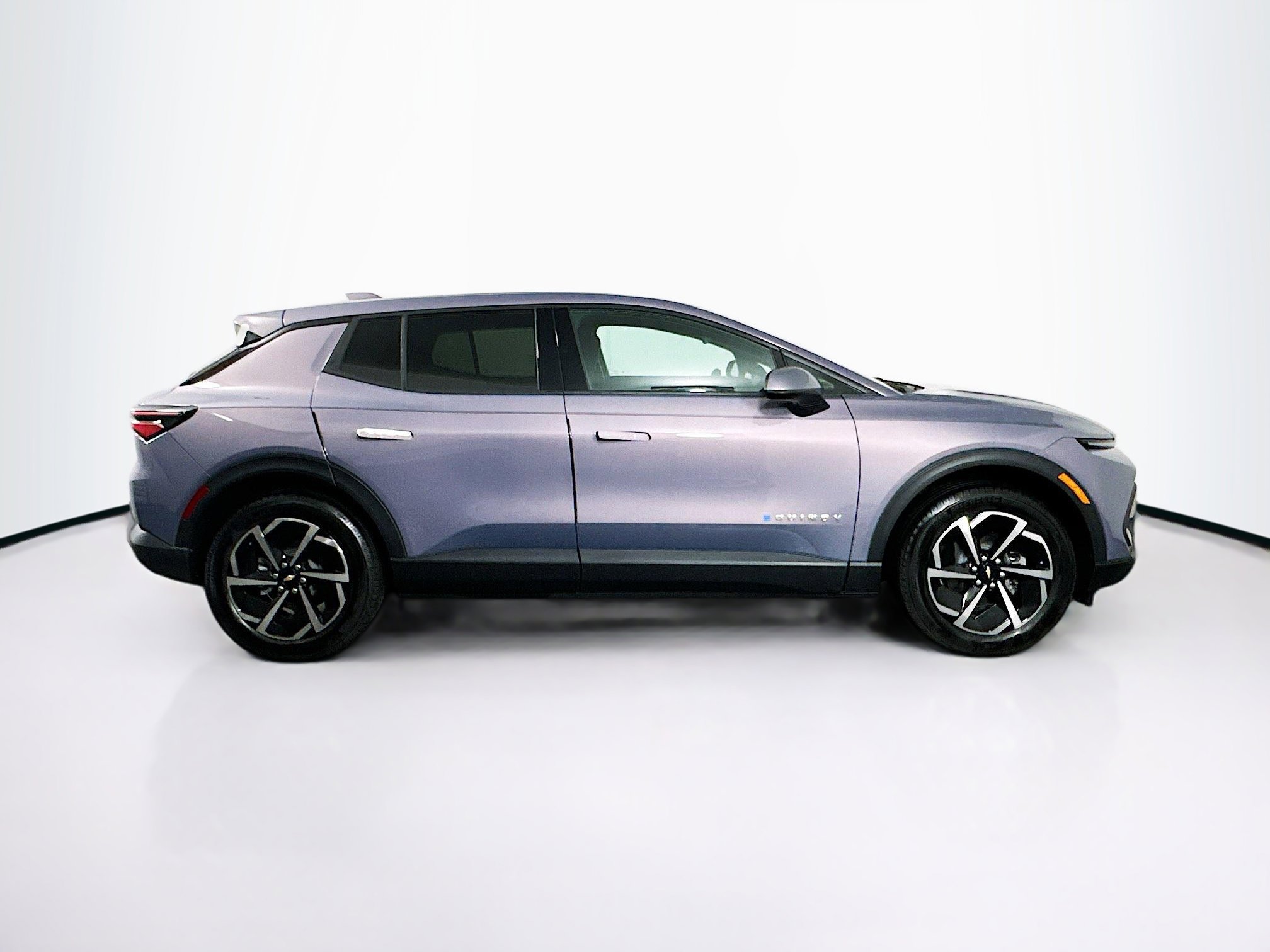 Used 2025 Chevrolet Equinox EV LT image 10