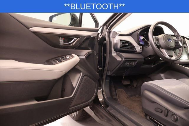 Certified 2025 Subaru Outback Premium image 6