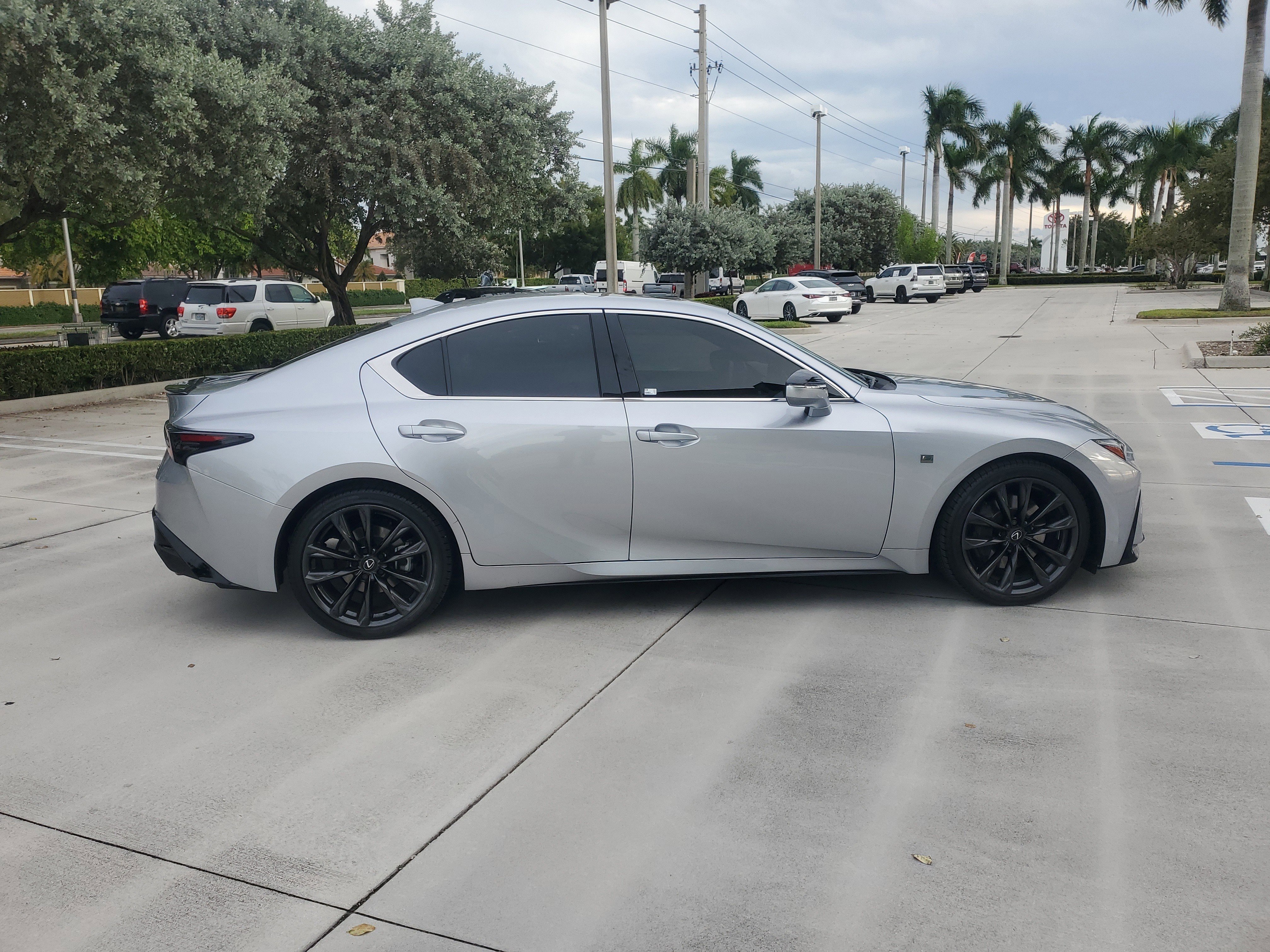 Used 2024 Lexus IS 350 F Sport image 12