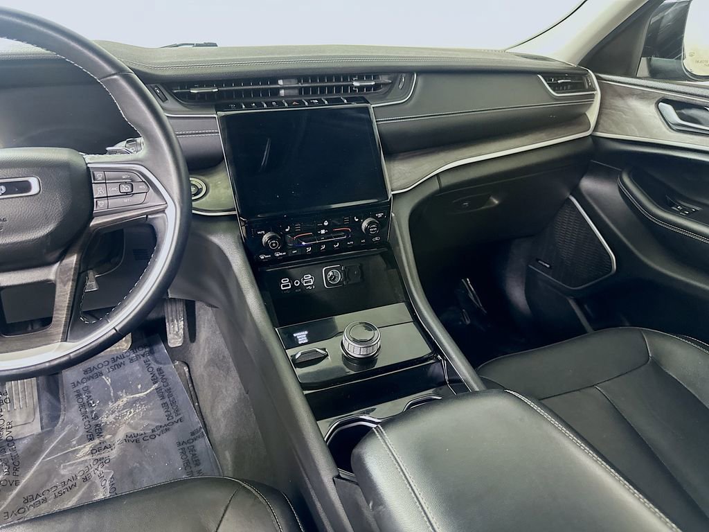 Used 2022 Jeep Grand Cherokee L Limited image 20