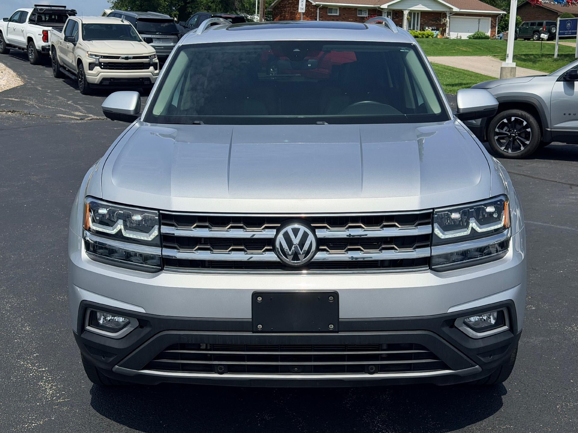 Used 2019 Volkswagen Atlas SEL Premium AWD/4WD image 2