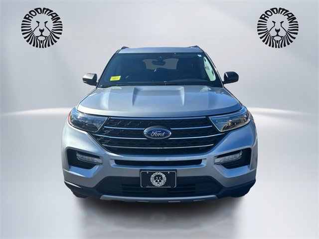 Certified 2022 Ford Explorer XLT w/ Equipment Group 202A image 2