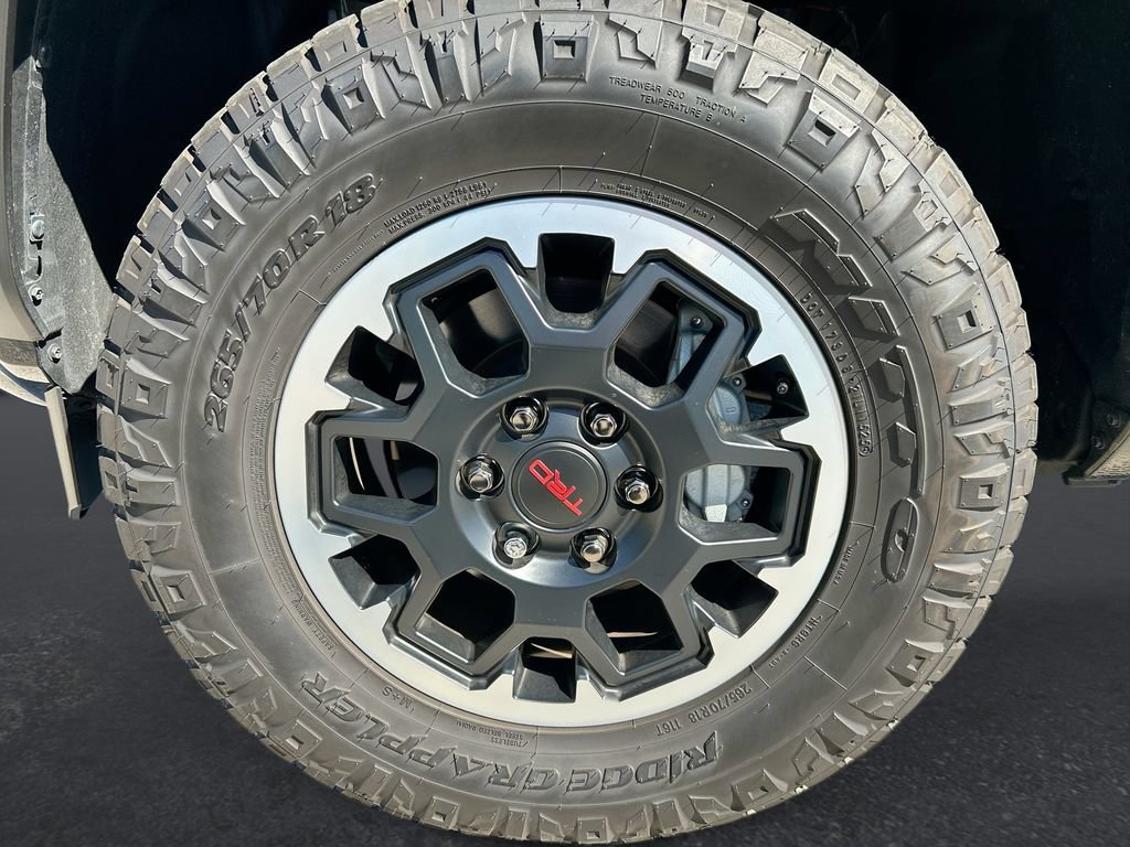 Certified 2025 Toyota 4Runner TRD Off-Road AWD/4WD image 10