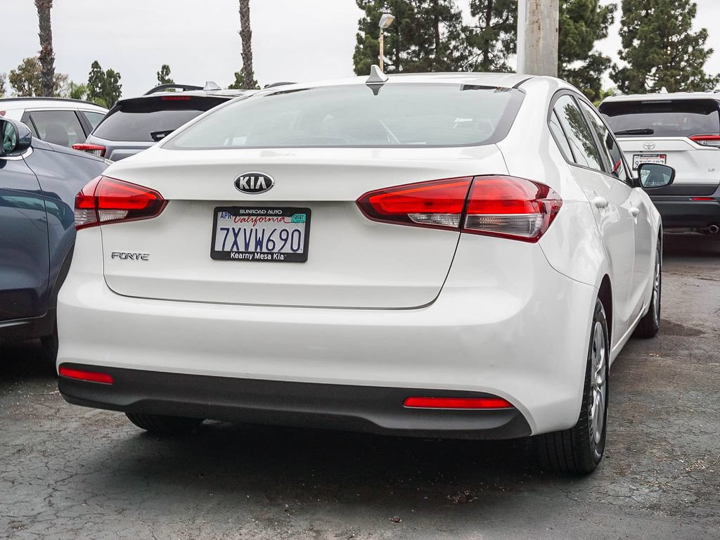 Used 2017 Kia Forte LX FWD image 7