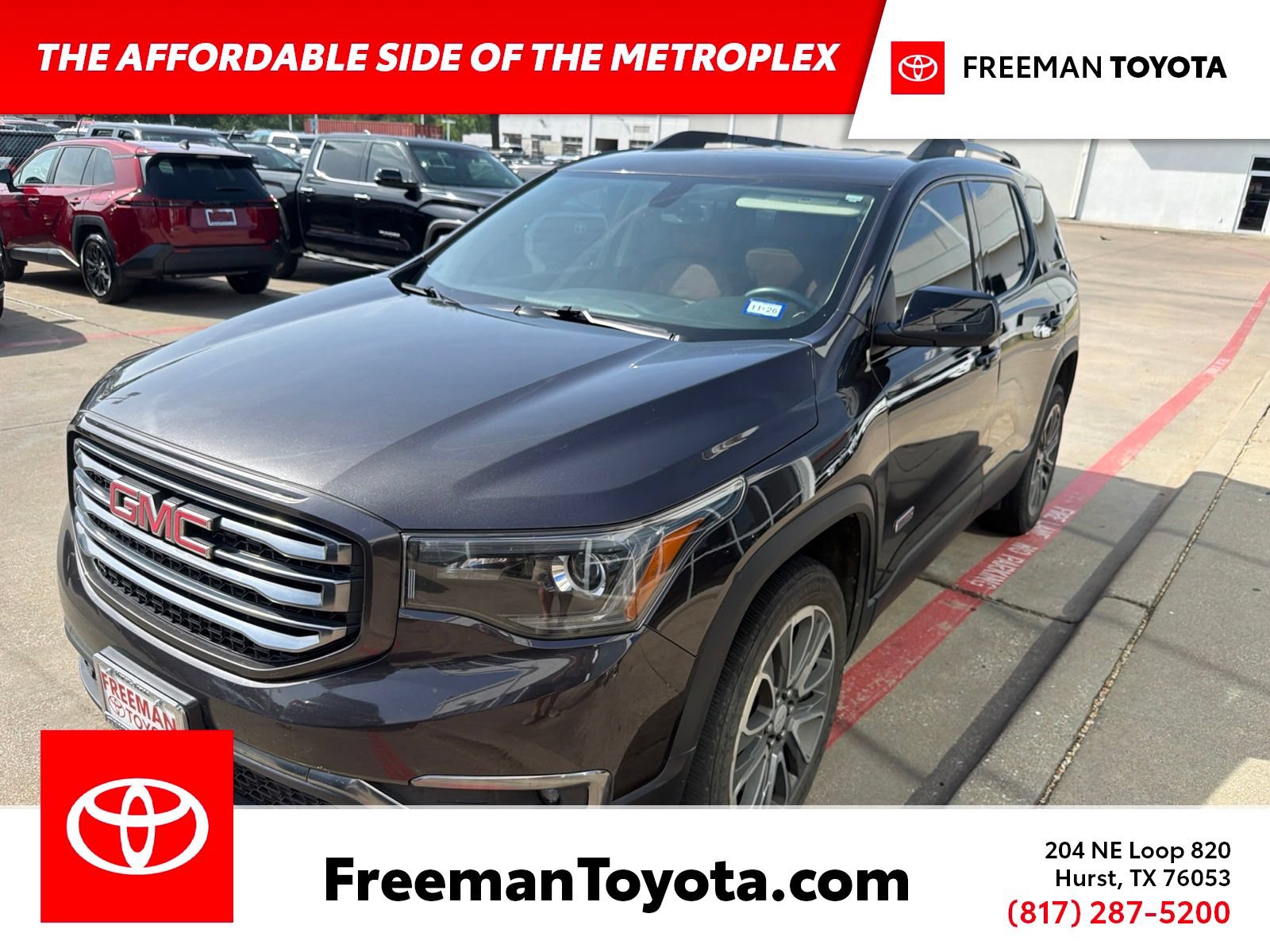 Used 2017 GMC Acadia SLT AWD/4WD image 1