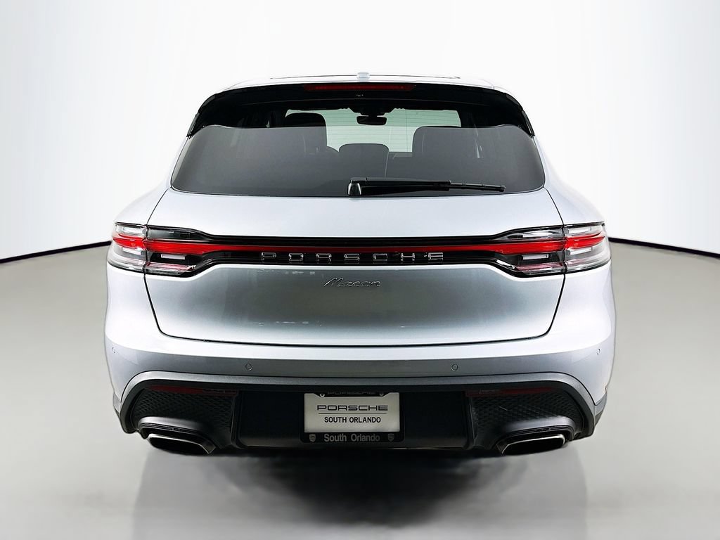 Certified 2026 Porsche Macan AWD/4WD image 10