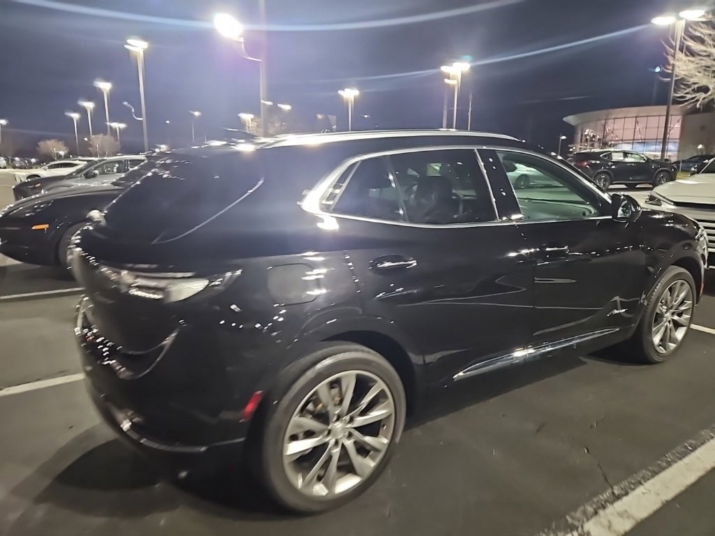 Used 2021 Buick Envision Avenir w/ Technology Package II image 3