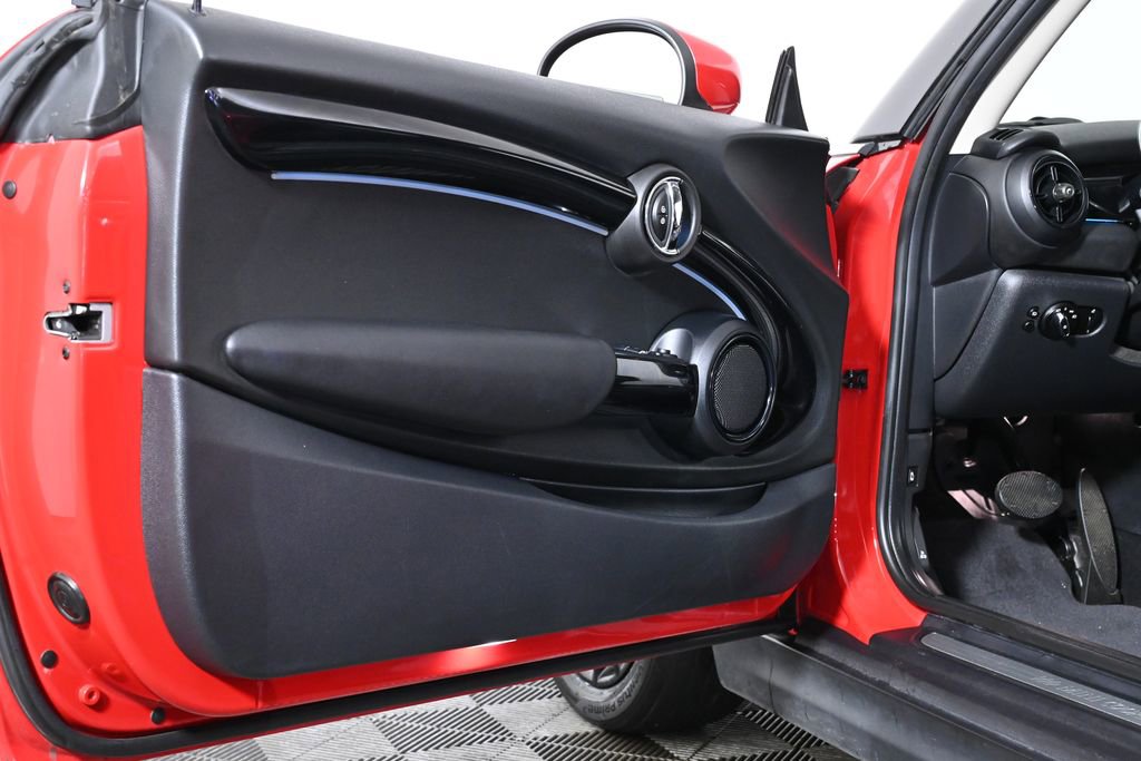 Certified 2023 MINI Cooper SE image 26