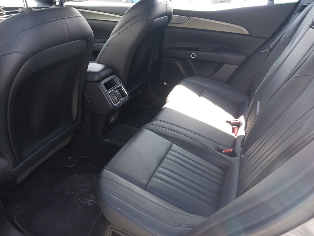 Used 2024 Maserati Grecale GT AWD/4WD image 13