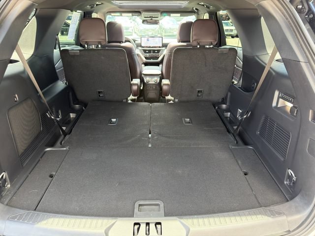 Used 2025 Ford Explorer Platinum w/ Ultimate Package AWD/4WD image 54