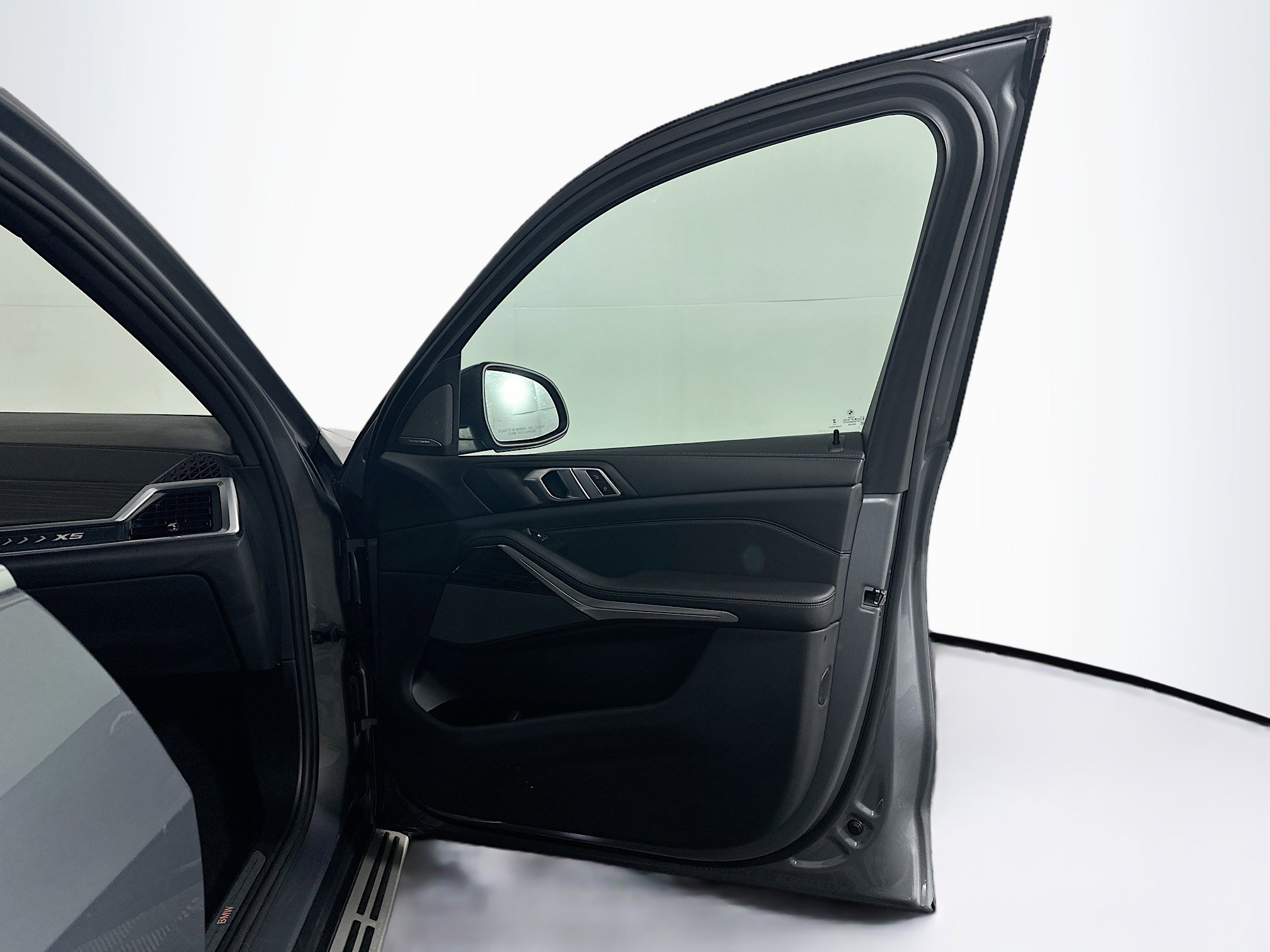 Used 2024 BMW X5 sDrive40i image 34
