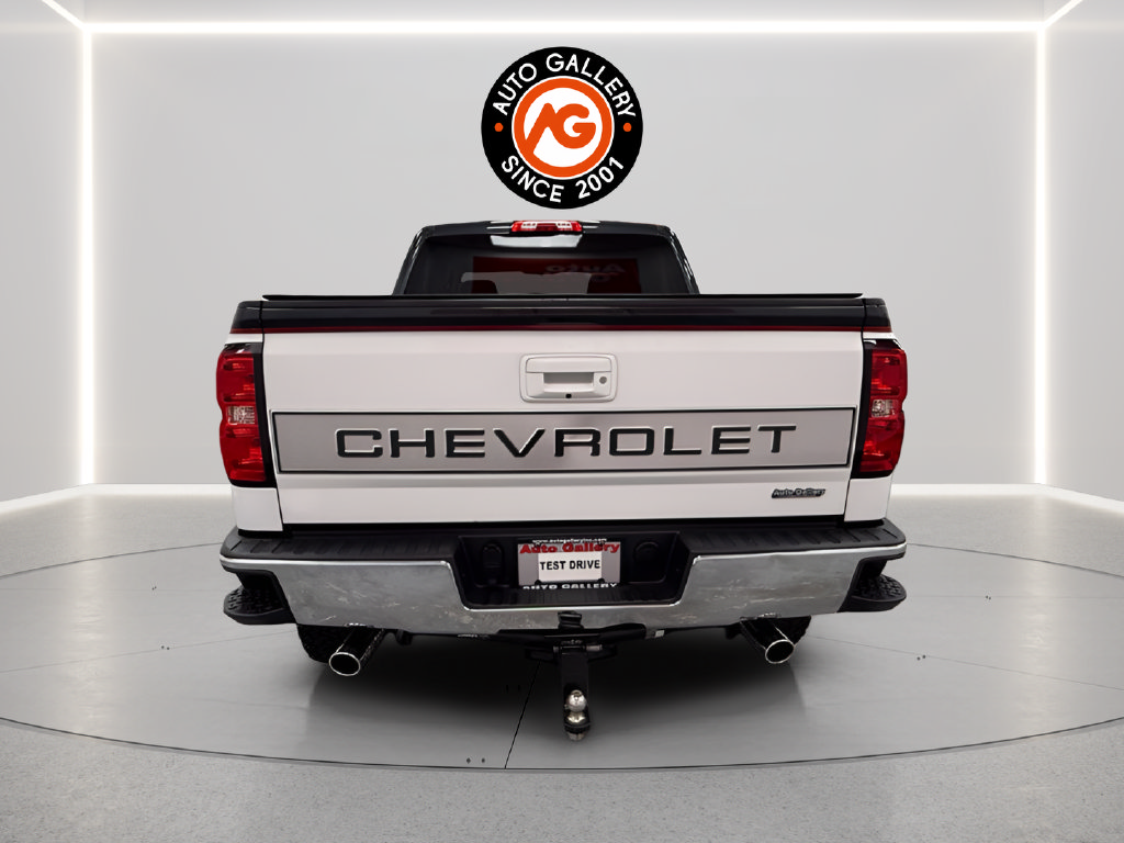 Used 2018 Chevrolet Silverado 1500 LT AWD/4WD image 6