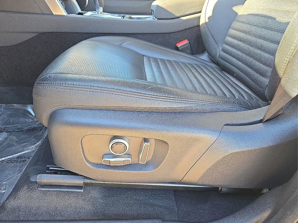 Used 2021 Land Rover Discovery Sport S image 27