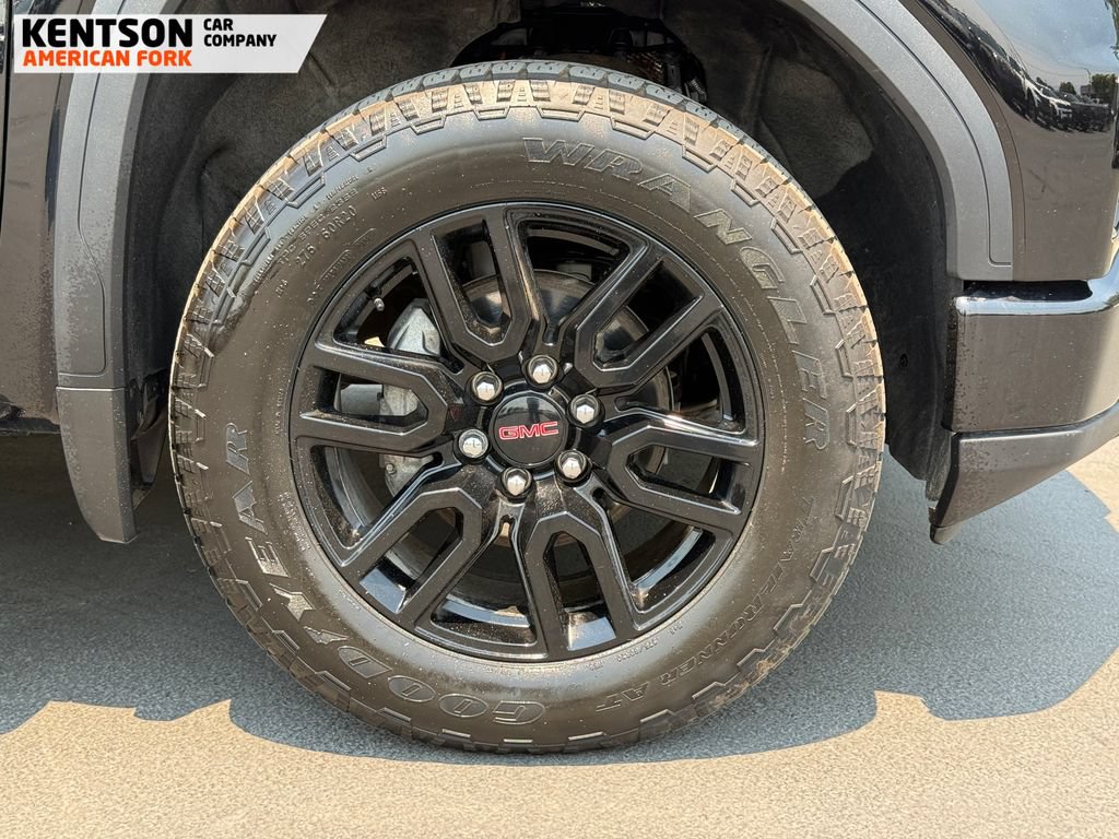 Used 2025 GMC Sierra 1500 Elevation w/ Elevation Premium Package AWD/4WD image 12