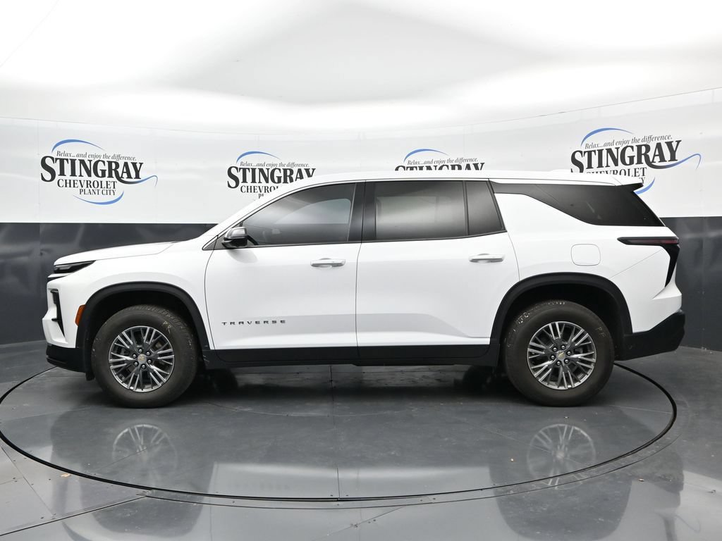 Certified 2024 Chevrolet Traverse LS FWD image 4