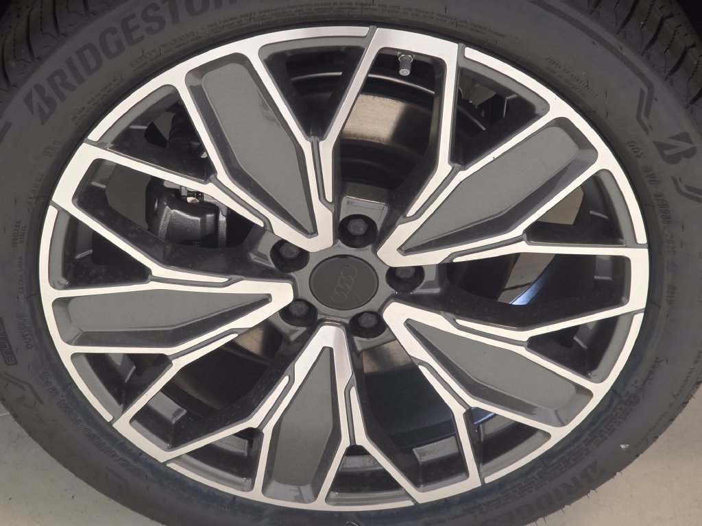 New 2026 Audi Q5 Premium Plus AWD/4WD image 8