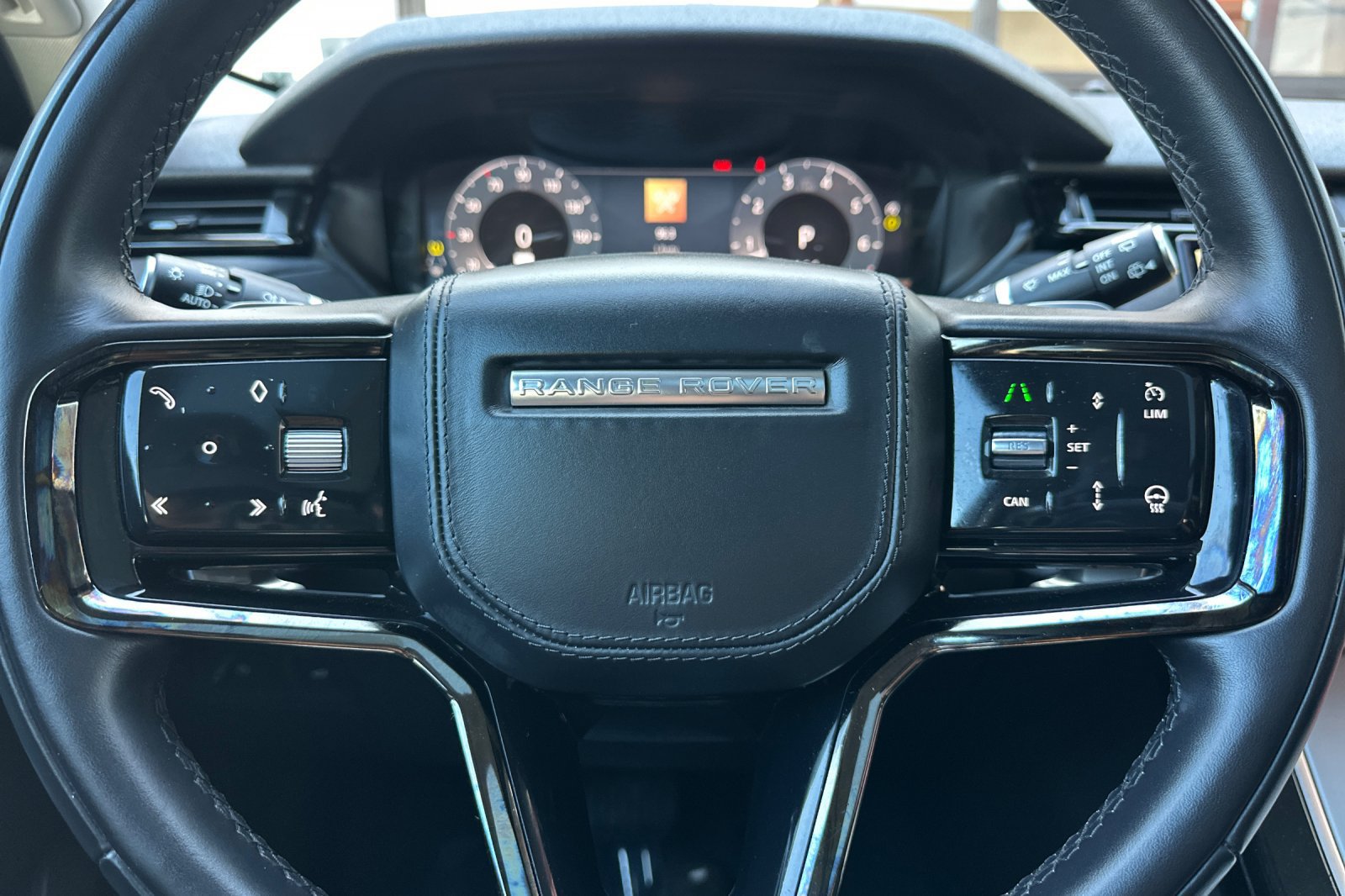 Used 2024 Land Rover Range Rover Velar S AWD/4WD image 24