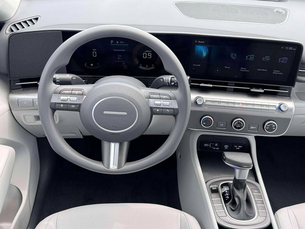 Used 2026 Hyundai Kona SE FWD image 17