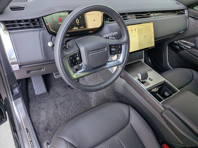 New 2026 Land Rover Range Rover Long Wheelbase SE AWD/4WD image 3