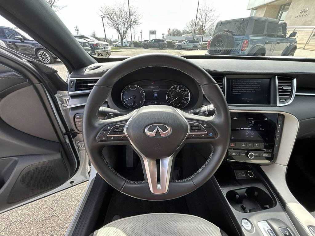 Certified 2025 INFINITI QX55 Luxe w/ Cargo Package image 18