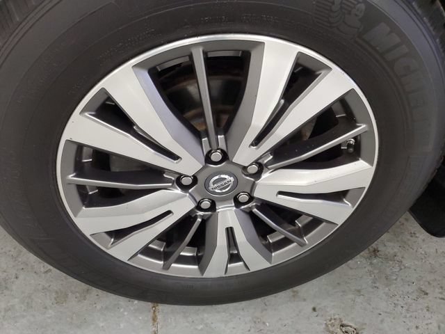 Used 2016 Nissan Pathfinder SL w/ SL Tech Package AWD/4WD image 28