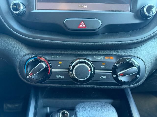Used 2024 Kia Soul LX w/ Option Group 015 FWD image 35
