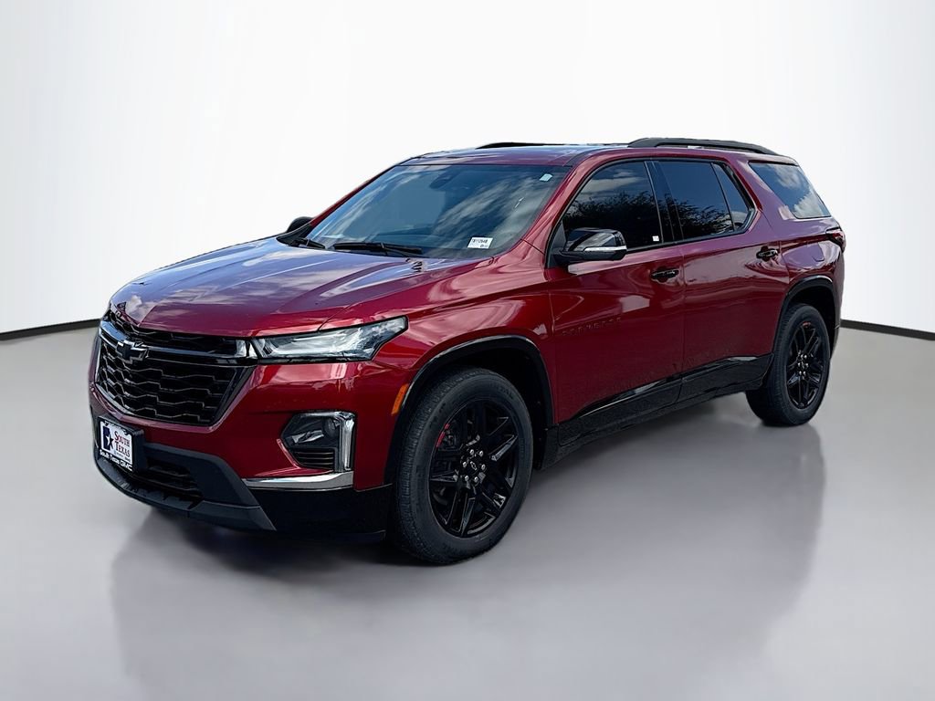 Used 2022 Chevrolet Traverse Premier w/ Redline Edition image 3