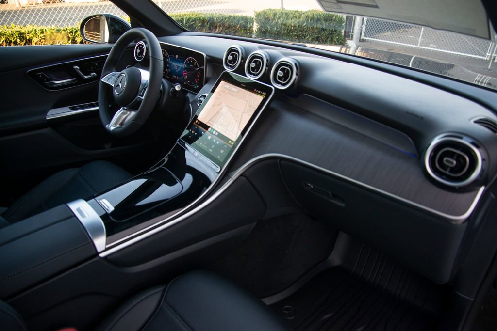 New 2026 Mercedes-Benz GLC 300 4MATIC image 18