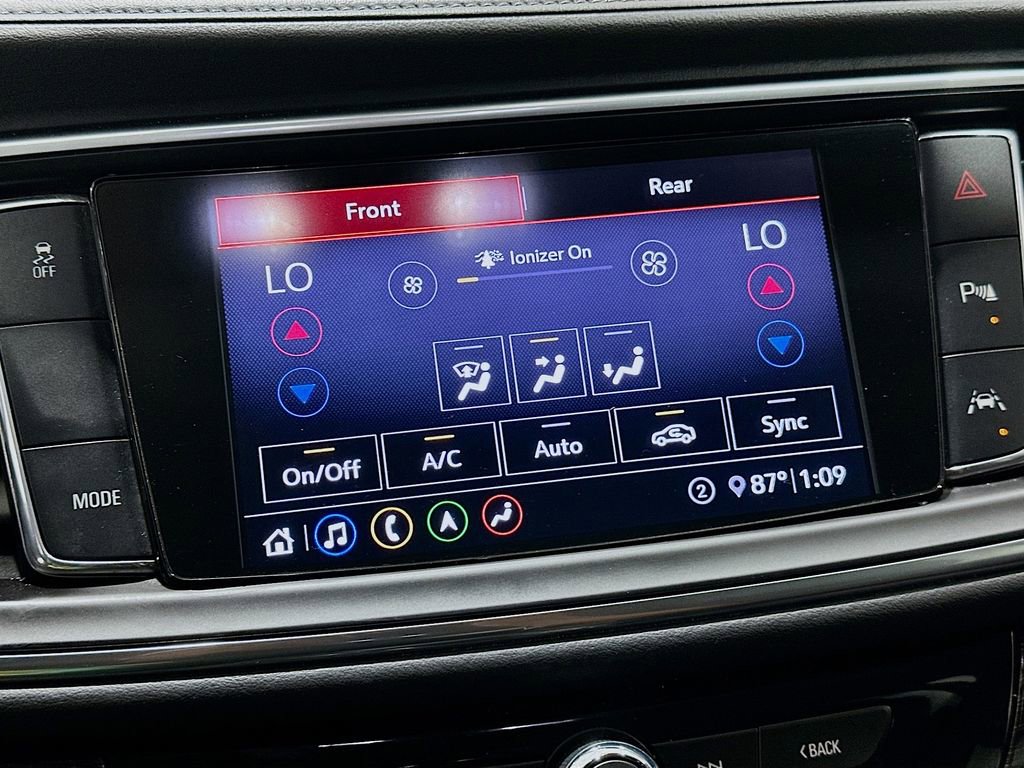 Used 2020 Buick Enclave Avenir w/ Avenir Technology Package FWD image 15
