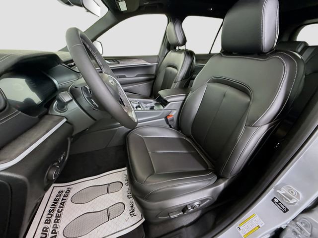 New 2026 Jeep Grand Cherokee Limited w/ Limited Altitude Package AWD/4WD image 20